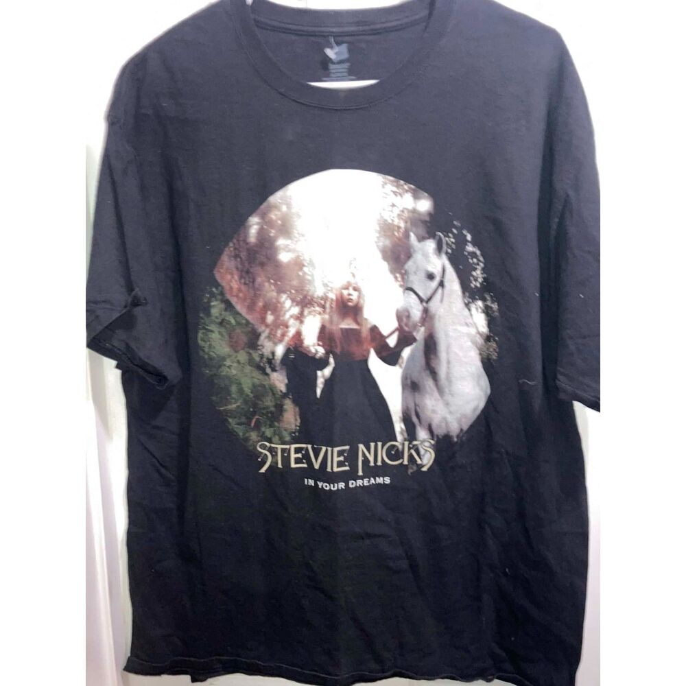 XL 2011 Stevie Nicks Tour Shirt